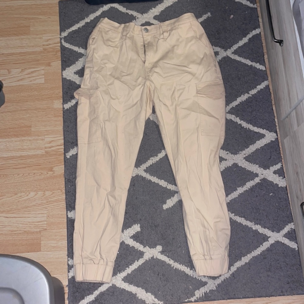 rue 21 cargo pants- size XL